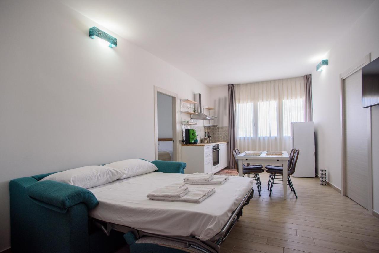 Central Station Apartments - Fanale Rentals Palermo Exterior foto