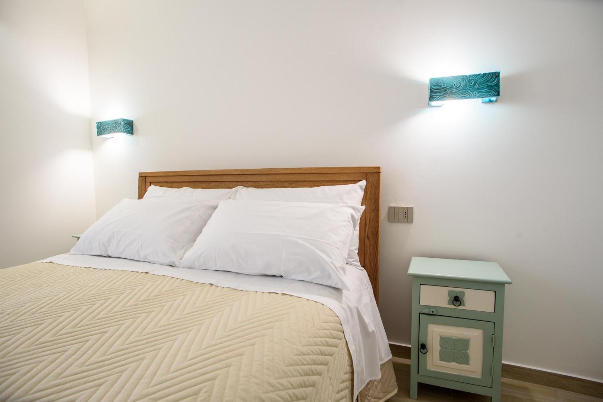 Central Station Apartments - Fanale Rentals Palermo Habitación foto