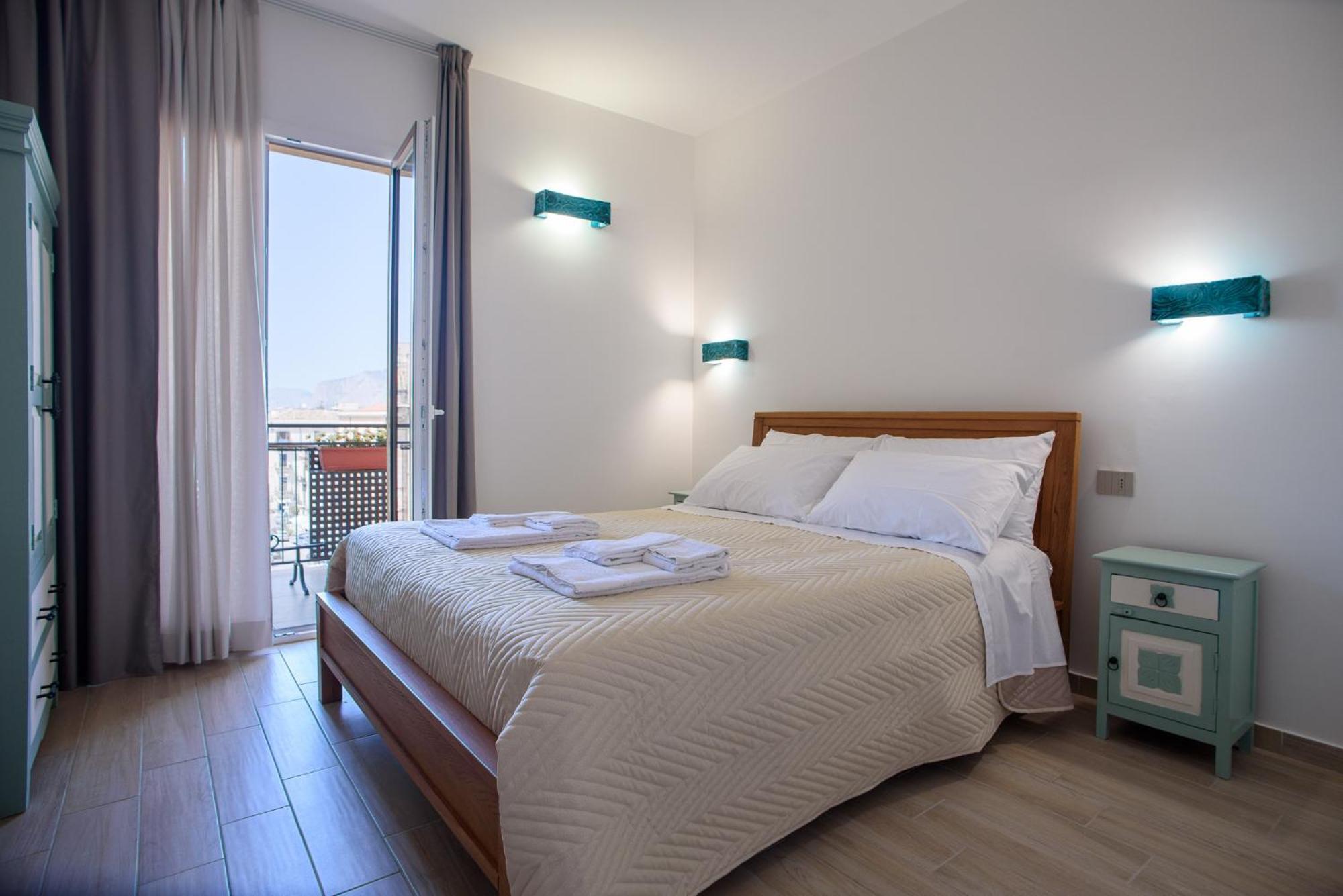 Central Station Apartments - Fanale Rentals Palermo Habitación foto