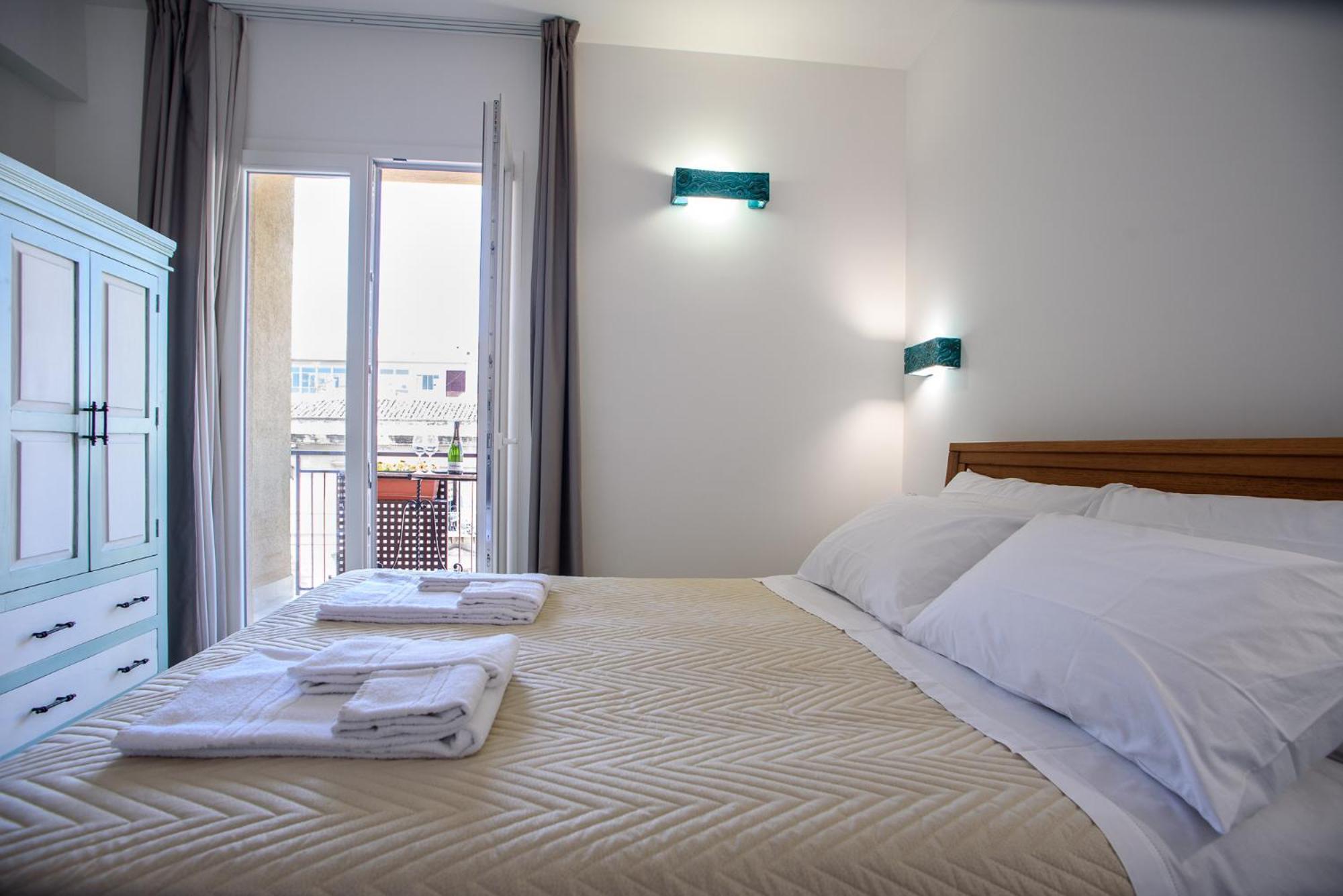 Central Station Apartments - Fanale Rentals Palermo Habitación foto